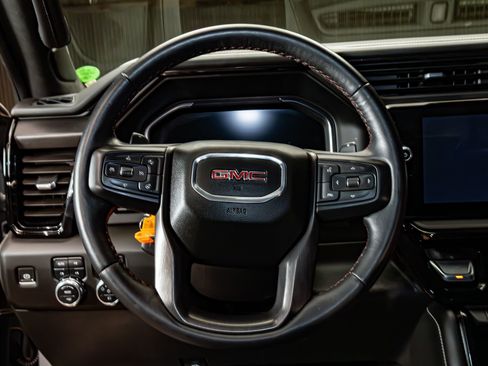 Used 2024 GMC Sierra 1500 AT4X AWD/4WD image 18