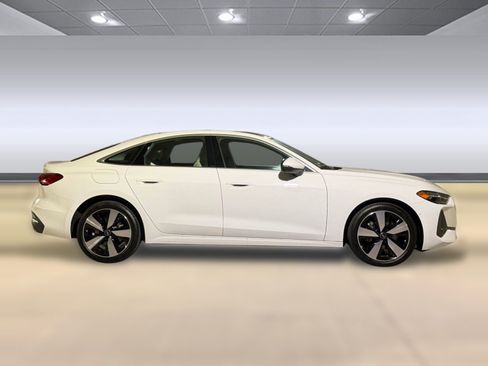 Certified 2025 Audi A5 2.0T Premium w/ 19" Wheel Package AWD/4WD image 8