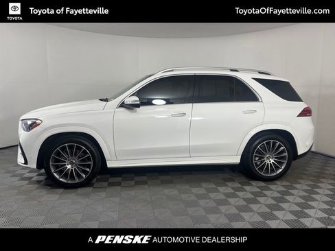 Used 2024 Mercedes-Benz GLE 350 4MATIC image 2