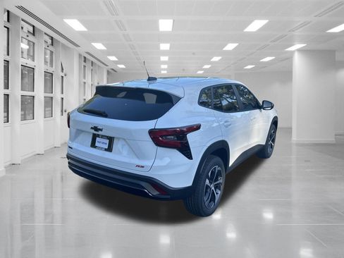 New 2026 Chevrolet Trax RS w/ Driver Confidence Package image 5