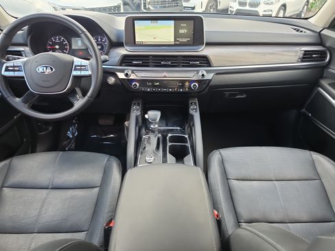 Certified 2021 Kia Telluride EX w/ EX Premium Package FWD image 13
