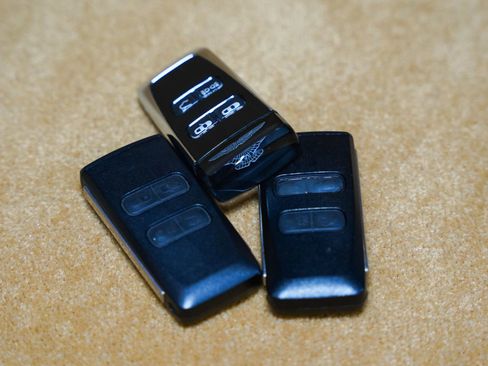 Used 2017 Aston Martin Vanquish Coupe image 56