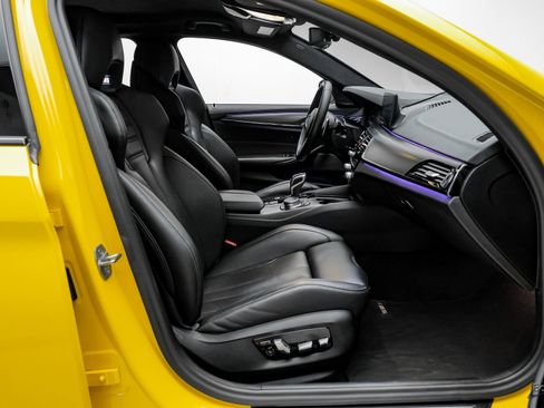 Used 2020 BMW M5 w/ Executive Package image 64