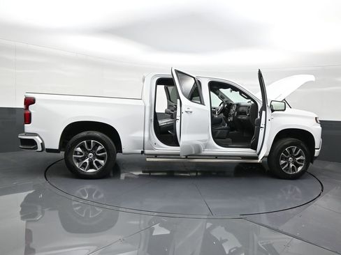 Used 2021 Chevrolet Silverado 1500 RST AWD/4WD image 29