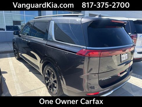 Certified 2023 Kia Carnival SX Prestige image 2