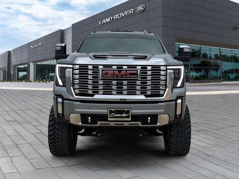 Used 2024 GMC Sierra 3500 Denali w/ Denali Reserve Package AWD/4WD image 8