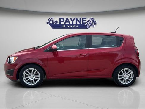 Used 2015 Chevrolet Sonic LT w/ Fun and Sun Package image 3