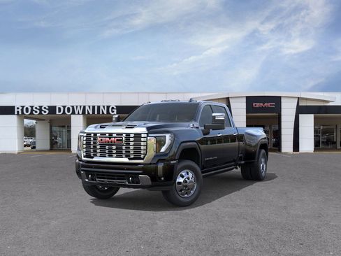 New 2026 GMC Sierra 3500 Denali w/ Denali Reserve Package image 8