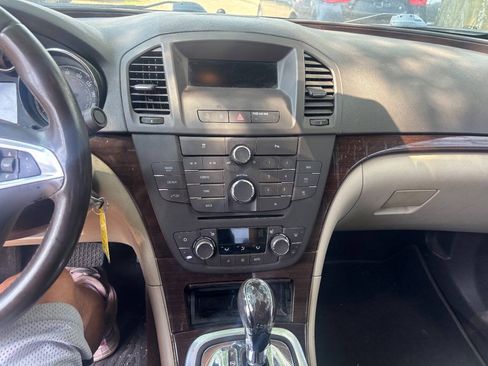 Used 2011 Buick Regal CXL w/ RL4 Preferred Equipment Group FWD image 17