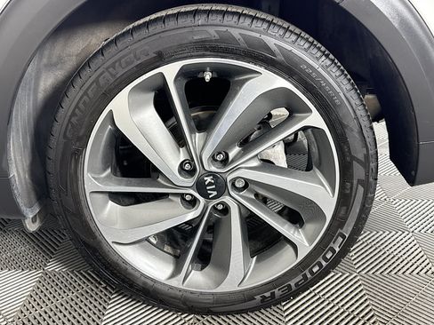 Used 2019 Kia Niro Touring FWD image 35