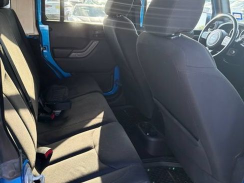Used 2015 Jeep Wrangler Unlimited Sport AWD/4WD image 6
