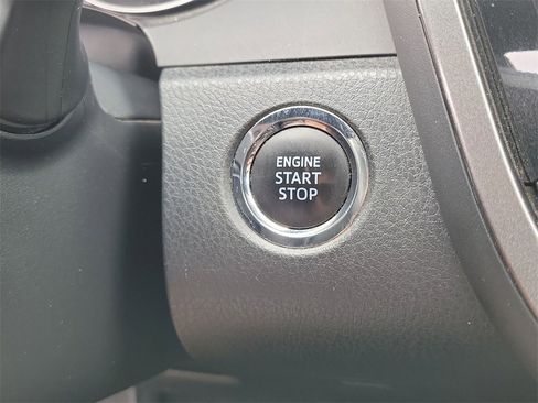 Used 2022 Toyota Camry XSE image 22