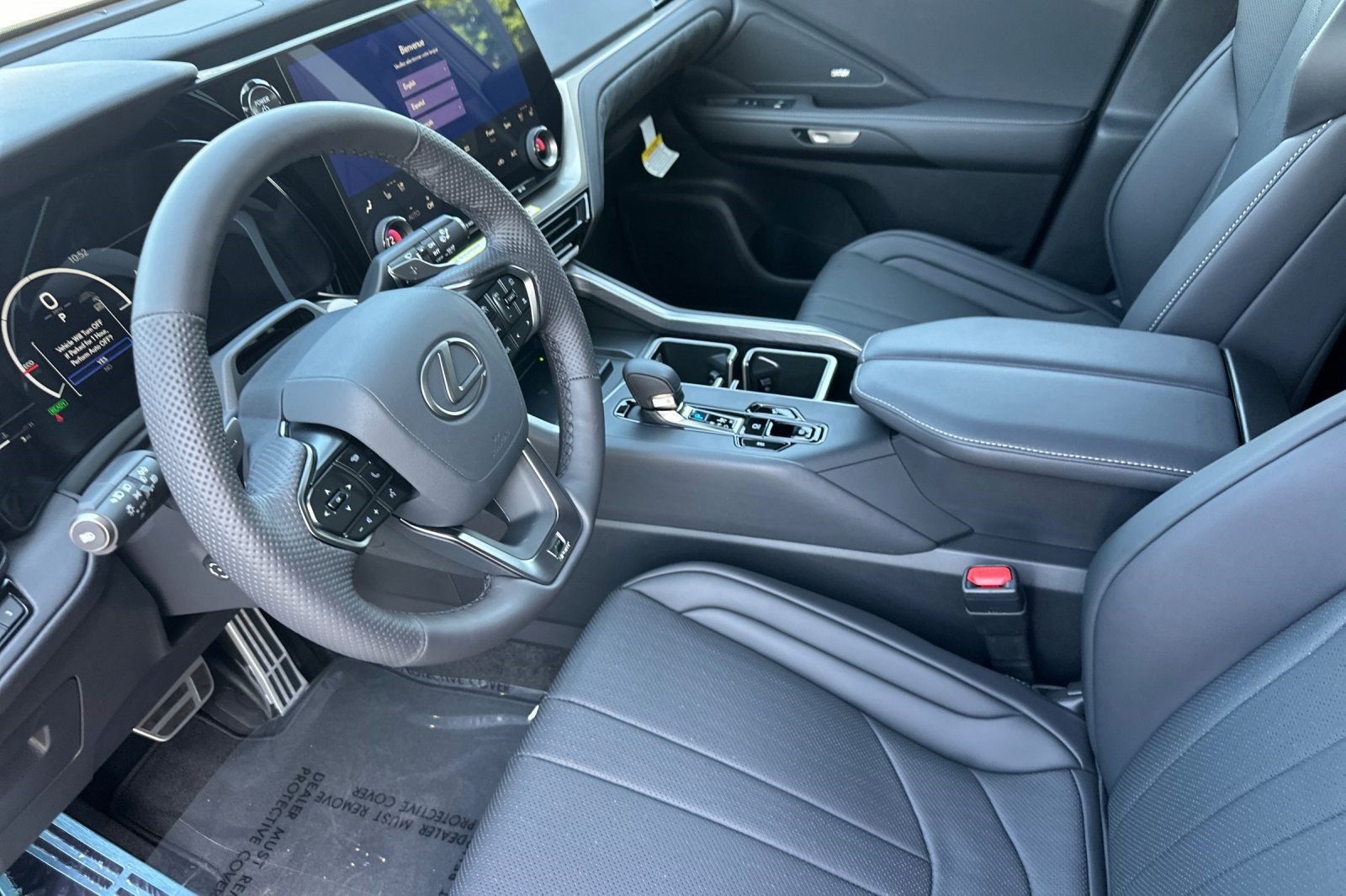New 2026 Lexus TX 500h AWD w/ Technology Package image 4