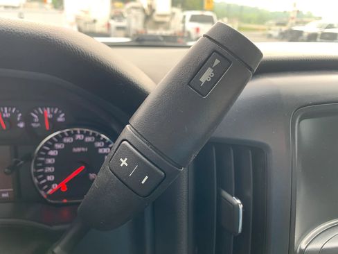 Used 2015 Chevrolet Silverado 3500 W/T w/ WT Convenience Package AWD/4WD image 17
