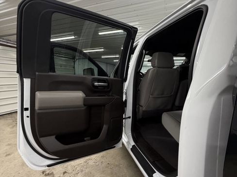 Used 2023 Chevrolet Silverado 3500 LT w/ Convenience Package image 50