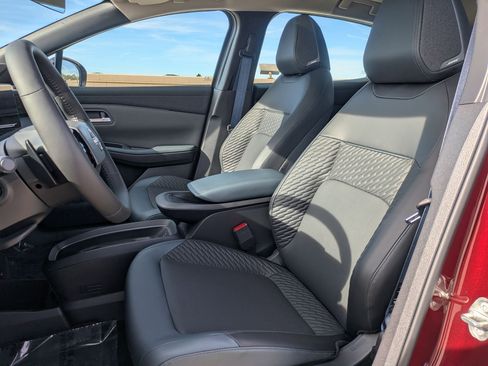 New 2026 Nissan Leaf Platinum+ image 12