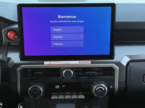 Used 2025 Toyota Tacoma TRD Sport RWD image 17