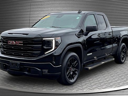 Used 2023 GMC Sierra 1500 Elevation AWD/4WD image 3