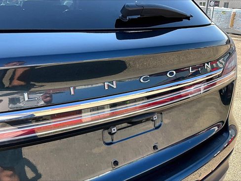 Used 2023 Lincoln Nautilus Reserve w/ Equipment Group 201A AWD/4WD image 32