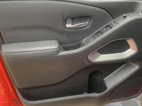 Used 2023 Nissan Frontier SV w/ SV Convenience Package image 22