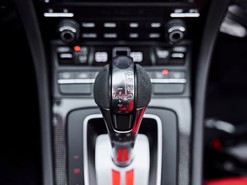Used 2019 Porsche 911 GT2 RS RWD image 85