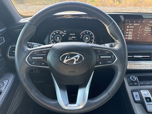 Used 2022 Hyundai Palisade Calligraphy image 21