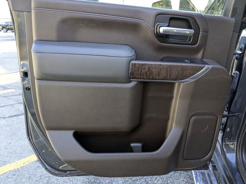 Used 2021 GMC Sierra 2500 Denali image 29