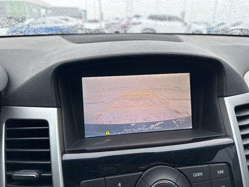 Used 2016 Chevrolet Cruze LT w/ Sun And Sound Package image 29