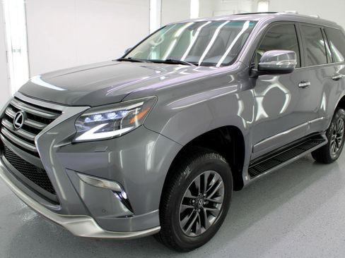 Used 2017 Lexus GX 460 Premium image 5