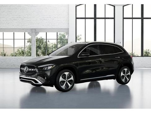Certified 2026 Mercedes-Benz GLA 250 4MATIC image 38