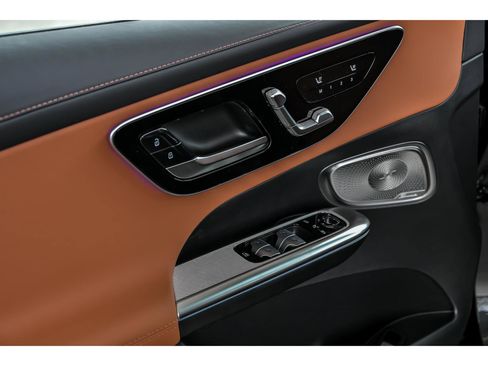 New 2026 Mercedes-Benz GLC 300 4MATIC image 5