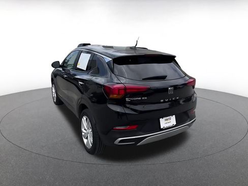 Used 2025 Buick Encore GX Preferred AWD/4WD image 11