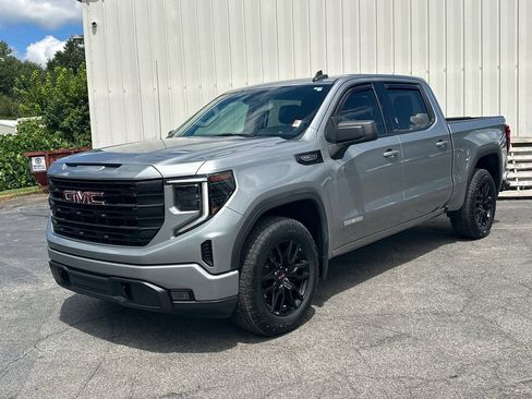 Used 2024 GMC Sierra 1500 Elevation AWD/4WD image 2