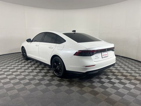 Used 2025 Honda Accord SE image 3