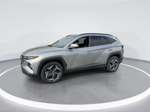 Used 2024 Hyundai Tucson Limited AWD/4WD image 4