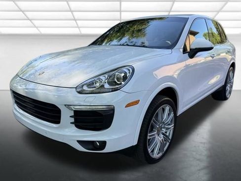 Used 2018 Porsche Cayenne Platinum Edition AWD/4WD image 1