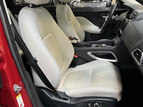 Used 2019 Jaguar F-PACE Prestige image 35