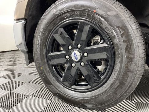 Used 2023 Ford F150 XLT image 12