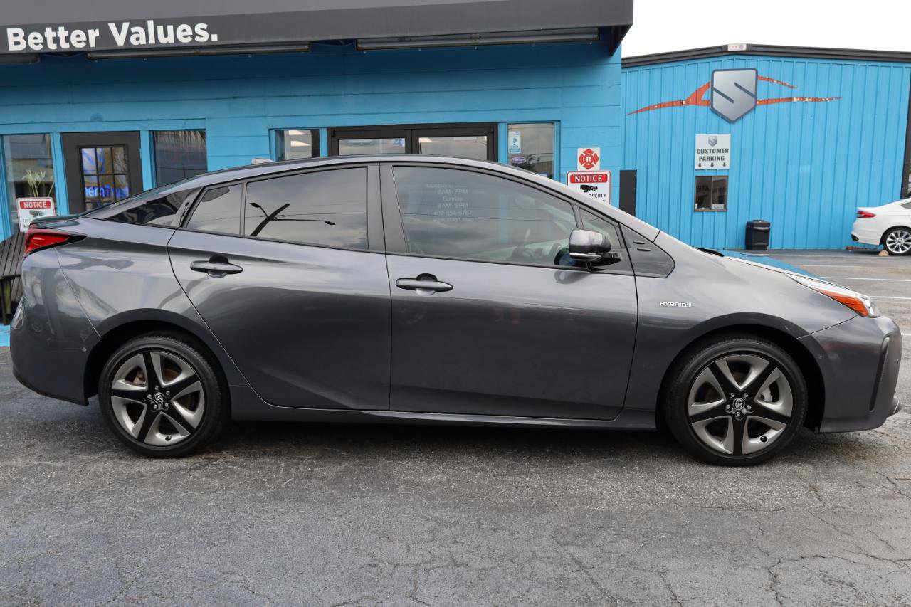 Used 2019 Toyota Prius Limited FWD image 5