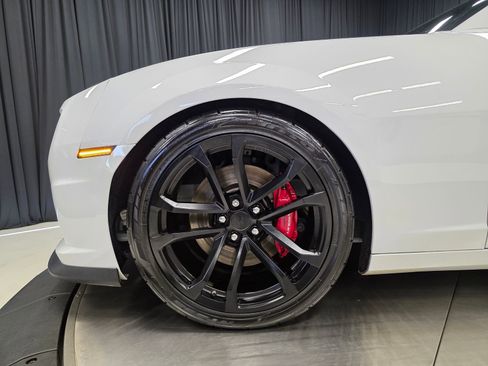 Used 2013 Chevrolet Camaro SS w/ SS Performance Package image 43