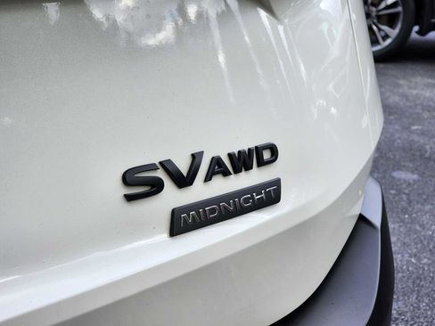 Used 2023 Nissan Rogue SV w/ SV Premium B Package image 5