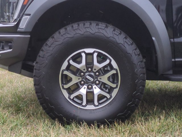 Used 2023 Ford F150 Raptor AWD/4WD image 17