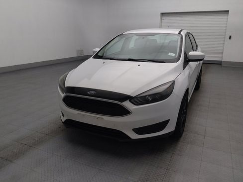 Used 2018 Ford Focus SE FWD image 15
