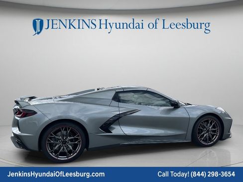 Used 2024 Chevrolet Corvette Stingray Preferred Conv w/ Z51 Performance Package RWD image 4