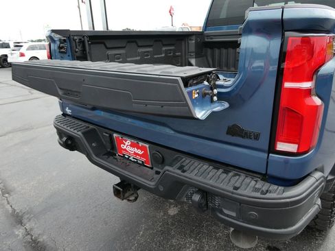 Certified 2024 Chevrolet Silverado 2500 ZR2 w/ ZR2 Bison Edition AWD/4WD image 18