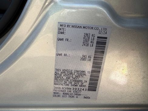 Used 2024 Nissan Altima 2.5 SR FWD image 29