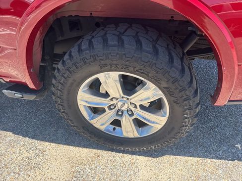 Used 2016 Ford F150 Platinum w/ Equipment Group 701A Luxury AWD/4WD image 19