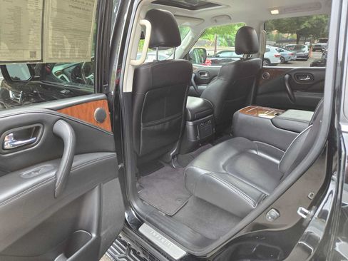Used 2019 INFINITI QX80 Luxe w/ Proassist Package AWD/4WD image 16
