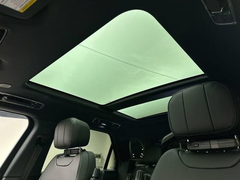 New 2026 Land Rover Range Rover Sport SE AWD/4WD image 11