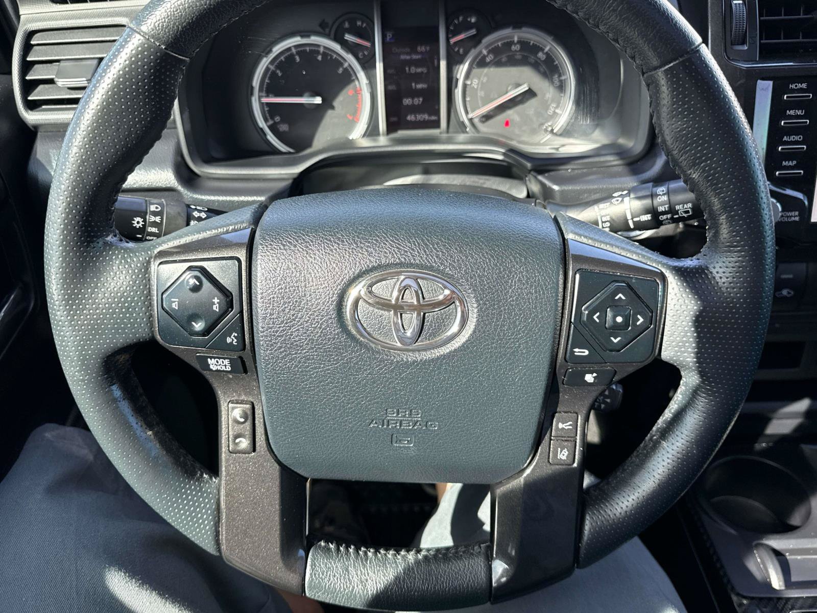 Used 2023 Toyota 4Runner TRD Off-Road Premium w/ Moonroof Package AWD/4WD image 26